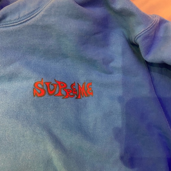Blue SUPREME sweatshirt. RARE!! Size XL. - Picture 2 of 8